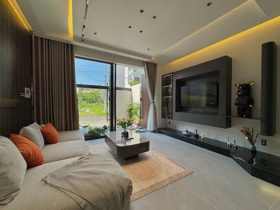  Căn Nhà 3 Lầu   Full Công Năng   Trung Tâm TP Tân An   Chính Chủ - Sổ Hồng Riêng 3
