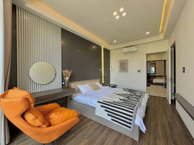  Căn Nhà 3 Lầu   Full Công Năng   Trung Tâm TP Tân An   Chính Chủ - Sổ Hồng Riêng 4