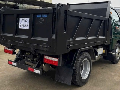 Xe tải ben 3.2 tấn chiến thắng thùng 2.4 khối vào ngõ phố 4
