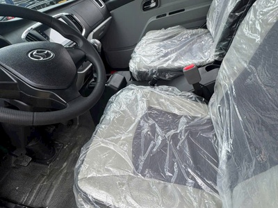 Xe tải ben 3.2 tấn chiến thắng thùng 2.4 khối vào ngõ phố 5