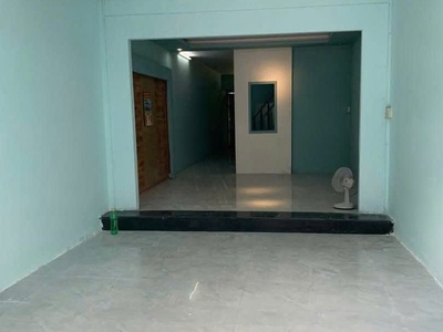Nhà 5 triệu 2 phòng ngủ phạm ngọc hưng có sân rộng 0