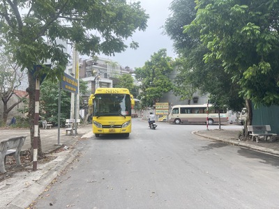  lô góc   ô tô 7 chỗ vào tận đất   đa tốn gia lâm hơn 4 tỷ 1