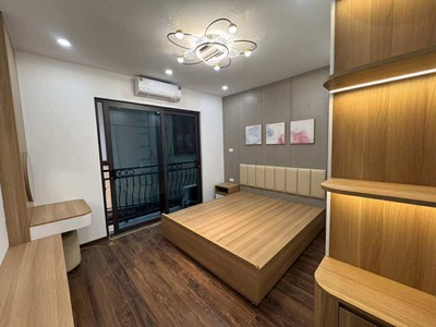 Tt hai bà trưng, nhà 5 tầng thang máy mới tinh, lô góc , full nội thất nhỉnh 8 tỷ 2