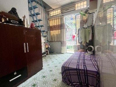 Bán nhà bhha mặt tiền , kinh doanh - gần chợ, công an, ubnd chỉ nhỉnh 1 tỷ 2