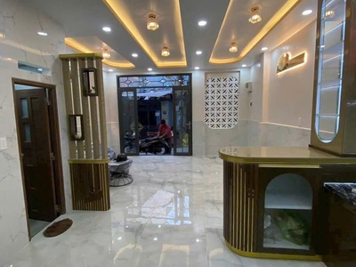 Chính chủ bán nhà MT gần Ql1A, 2 tỷ 500tr, shr công chứng sang tên ngay 3