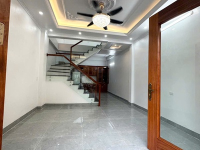 Bán nhà đẹp trung tâm bồ cuyên ngay gần chợ bo, đường oto đậu đỗ cửa ngày và đêm 1