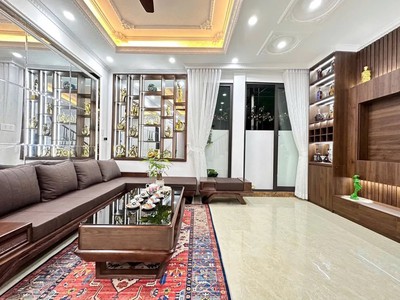 Nhà đẹp trung tâm cầu giấy   6 tầng   full nội thất   gần ô tô   sổ nở hậu 0