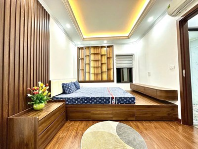 Nhà đẹp trung tâm cầu giấy   6 tầng   full nội thất   gần ô tô   sổ nở hậu 2