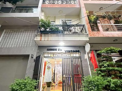 Nhà  hẻm ôtô đường nhất chi mai phường 13 quận tân bình. 1