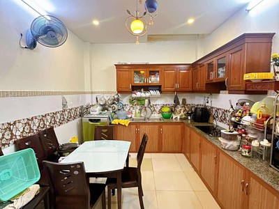 Nhà  hẻm ôtô đường nhất chi mai phường 13 quận tân bình. 3