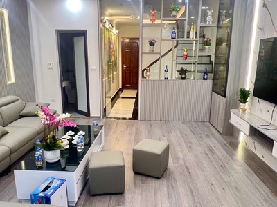 Tt huyện thanh trì 150m mặt tiền 7m mới kính koong dân xây chỉ hơn 5,5 tỷ. 2