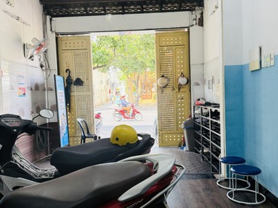 Nhà phố 4 tầng   đang khai thác văn phòng   đường nguyễn sơn   20,9 tỷ 1