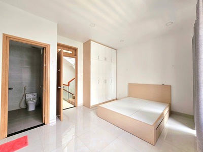 Cực phẩm nhà đẹp 3 tầng   80m    nở hậu   hẻm xe tải   gần vincom lê văn việt   giá chỉ 6.7 tỷ 1