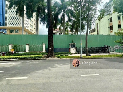 Bán mặt tiền khủng trần quốc thảo, quận 3   dt 45x42m, cn 1.215m    chỉ 319 tr/m 0