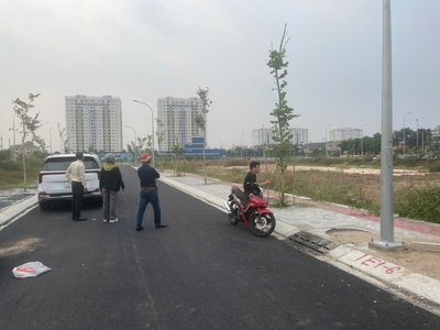 Bán gấp lô đất đẹp khu 38ha   p.ttn, q.12   mặt tiền đường f 16m 2