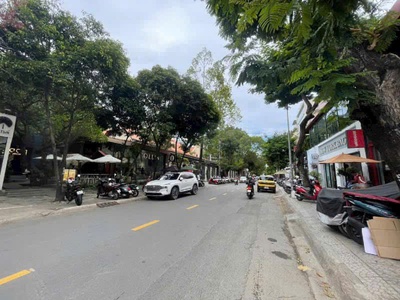 204/16 nguyễn văn hưởng, thảo điền  q2 , dt:cn 485m2  ,  giá: 240 tr/m2 - 116,4 tỷ 1