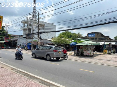Nhà 2 mặt tiền chợ long thạnh mỹ, 85m2, giá 5.2 tỷ 3