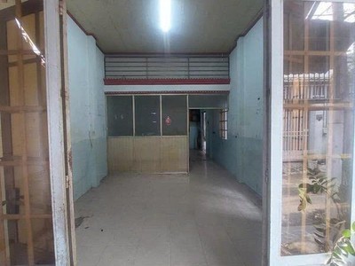 Nhà đẹp ngay chợ thủ đức, diện tích rông, sổ riêng, giá cực tốt tại khu vực chỉ 4,1 tỷ. 1