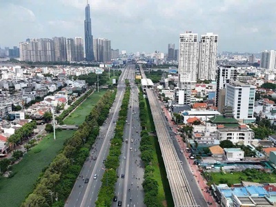 204/16 nguyễn văn hưởng, thảo điền  q2 , dt:cn 485m2  ,  giá: 240 tr/m2 - 116,4 tỷ 0