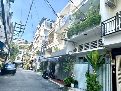 Nhà bán q4-4 tầng- mặt tiền xe hơi đậu cửa- khu an ninh- thông ra tân vĩnh, khánh hội, hoàng diệu. 4
