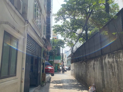 Nhà nghĩa tân, cầu giấy, dt 96m, 3 tầng , mặt. tiền. 10 mét,  thuận tiện kinh doanh. 4
