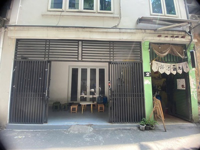 Nhà nghĩa tân, cầu giấy, dt 96m, 3 tầng , mặt. tiền. 10 mét,  thuận tiện kinh doanh. 2