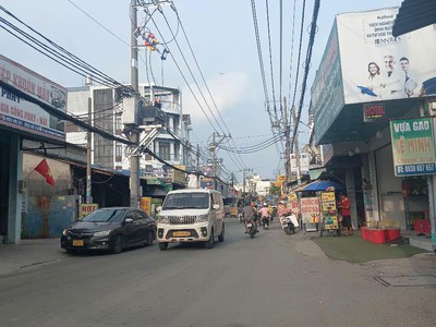 Nhà  hương lộ 80, bình hưng hòa b  bình tân 72m2, sổ hồng riêng , giá chỉ 4 tỷ 0