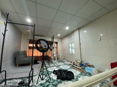 Bán tiệm quần áo mặt ngõ hai bà trưng   cát dài 1