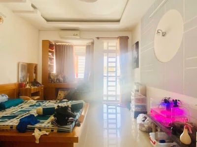 Bán nhà siêu phẩm 4 tầng phân lô   ngay phan huy ích   ngang 4m dài 18m   chỉ hơn 7 tỷ 2