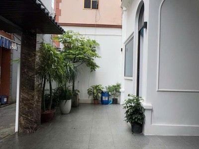 85m2 - nhà mới - 5 tầng   mặt tiền khủng 8m - phú thượng - chỉ hơn 12 tỷ oto ngu trong nhà 2