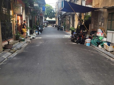 Bán nhà chính chủ ngõ 100 sài đồng số nhà 5 ngõ 100/11/5 tổng DT 88,9m MT 5,5m ngõ thông phân lô 3