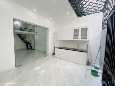 Đội cấn ba đình 36m gần phố nhà ở ngay giá 5 tỷ 500 0