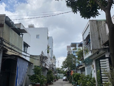 Lê văn quới gần 4 xã giáptân phú hẻm 6m thông xe hơi vào nhà 48m2 -2 tầng nhỉnh 4 tỷ 1