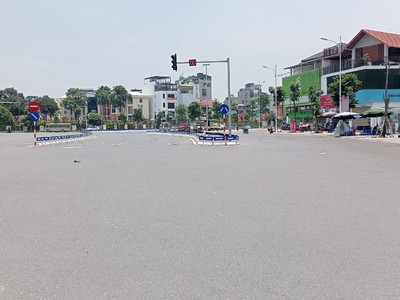 Bán nhà mặt phố hồng tiến   dòng tiền cao, vị trí đắc địa,  diện tích: 82m , giá bán: 61 tỷ 1