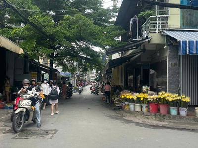 Bán nhà đẹp 2 tầng   sổ riêng   gần quang trung   giá chỉ nhỉnh 4 tỷ 2