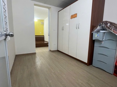 Cho thuê căn hộ C2 Kim Liên, 60m, 2 phòng ngủ, nhà sửa đẹp 9 triệu 0