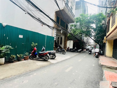 Mặt Phố Đê La Thành MT 8.5M 230M2 56 Tỷ Đoạn Phố Sạch đẹp QHOD 0
