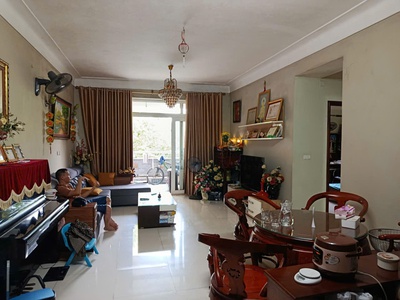 Bán căn hộ toà C6 Trần Hữu Dực Mỹ Đình 133m2 3PN nội thất xịn 6.x tỷ 0