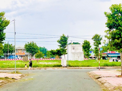 Chủ kẹt xoay gấp   bán rẻ hơn thị trường gần 400 triệu - đô thị thủ thừa 2