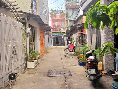 Bình tân - giáp tân phú - hẻm xe hơi thông tứ tung - một bước ra mặt tiền lê trọng tấn - nhà đẹp 2 0