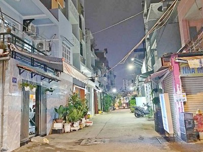 Bán nhà mặt tiền hẻm phạm hùng 4x16 chỉ 9 tỷ 8 0