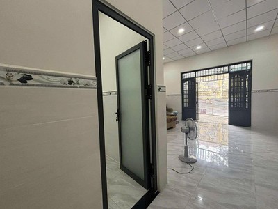 Bán nhà cấp 4 lã xuân oai, tăng a   2pn  diện tích 70m    4,5 tỷ tl 1