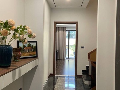 Bán nhà hồ tây, 6 tầng thang máy, diện tích rộng 120m, nhỉnh 24 tỷ 4