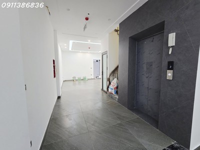 Cực phẩmhoàng quốc việt phân lô 65m 7t thang máy, gara ô tô, 31.8 tỷ 4