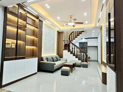 Tt hai bà trưng, nhà đẹp ở ngay, full nội thất, 45m nhỉnh 9 tỷ 0
