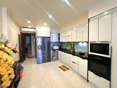 Bán nhà phân lô thái thịnh, đống đa - 62m  x 7t thang máy - ngõ thông ô tô - kinh doanh 0