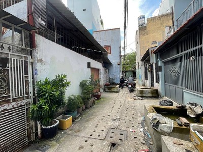 Bán nhà dt 75m2 ngang 5m  - hẻm xe hơi đường nguyễn văn săng 0
