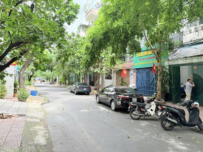 Bán nhà mặt tiền đường số 7, cư xá chu văn an, dt: 4x18m, 5 tầng, 5 pn,chào 11,5 tỷ. 0