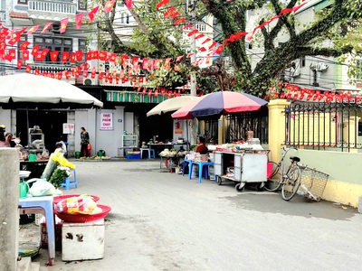 H nhà kim chung hoài đức, 37m2, 2 mặt thoáng, sát sân chơi, nhà văn hóa, chợ thực phẩm- 3 tỷ hơn 1