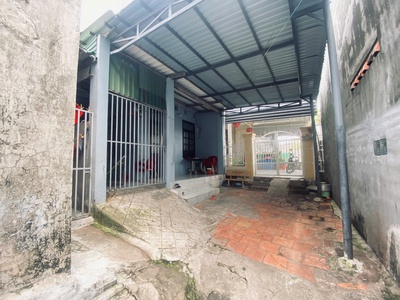 Bán nhà ngộp ngân hàng 650 triệu phước lộc, lagi 75m2 gần biển 0